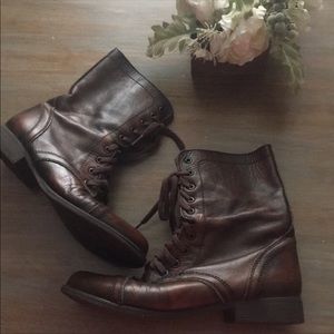 STEVE MADDEN TROOPA BOOTS SIZE 9 WORN TWICE